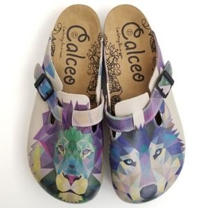 NIB, Calceo Purple Geo Lion & Wolf Mule